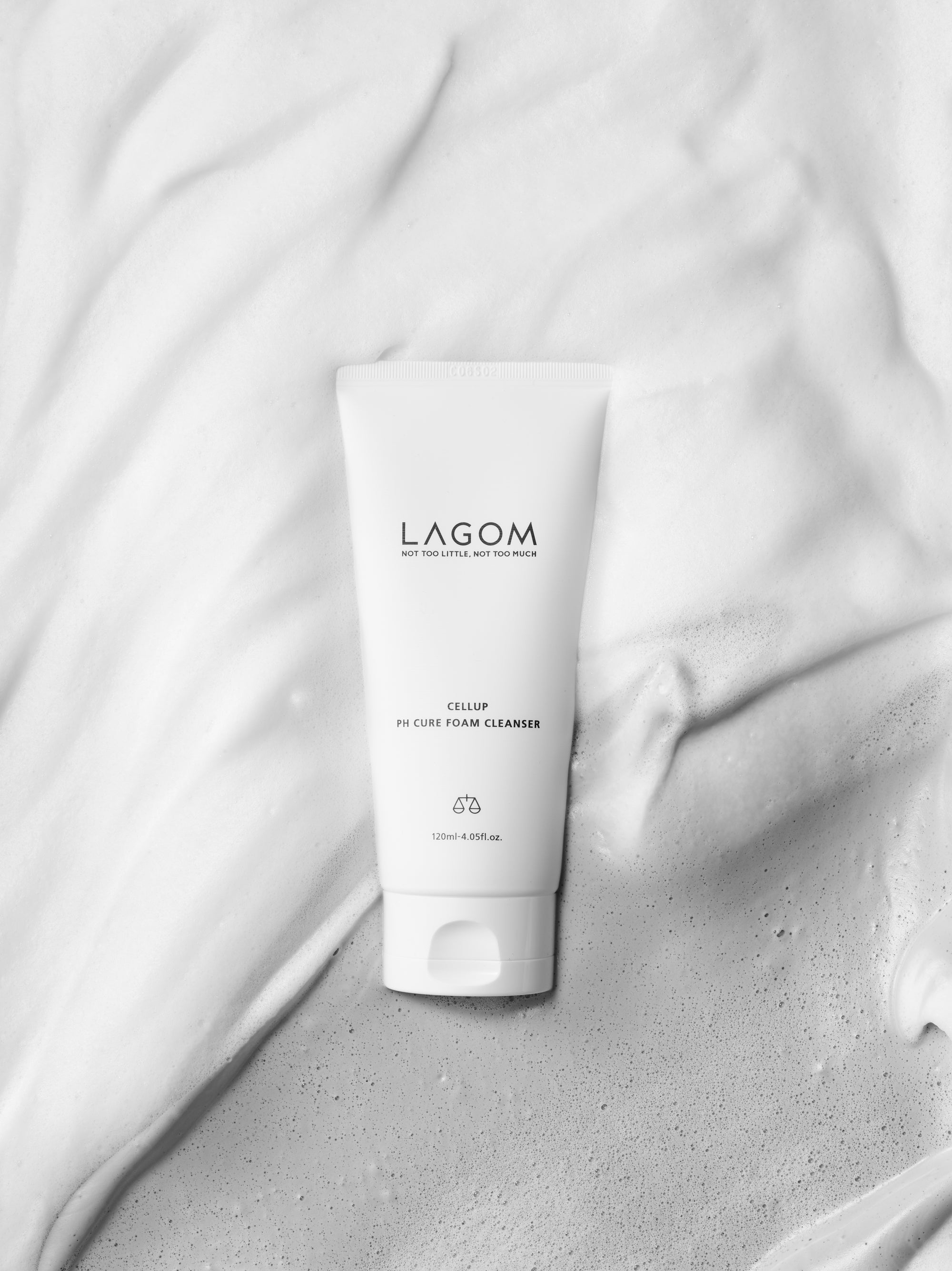LAGOM CELLUP PH CURE FOAM CLEANSER 