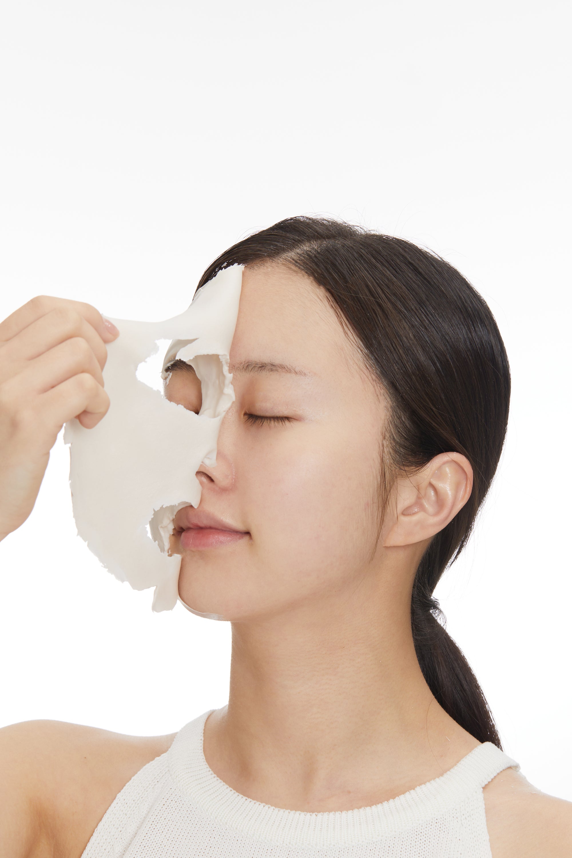 VT REEDLE SHOT EX HYALURONIC MODELING PACK